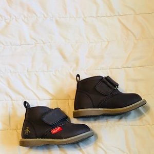 Original Penguin Toddler Boys Boots (size 5)